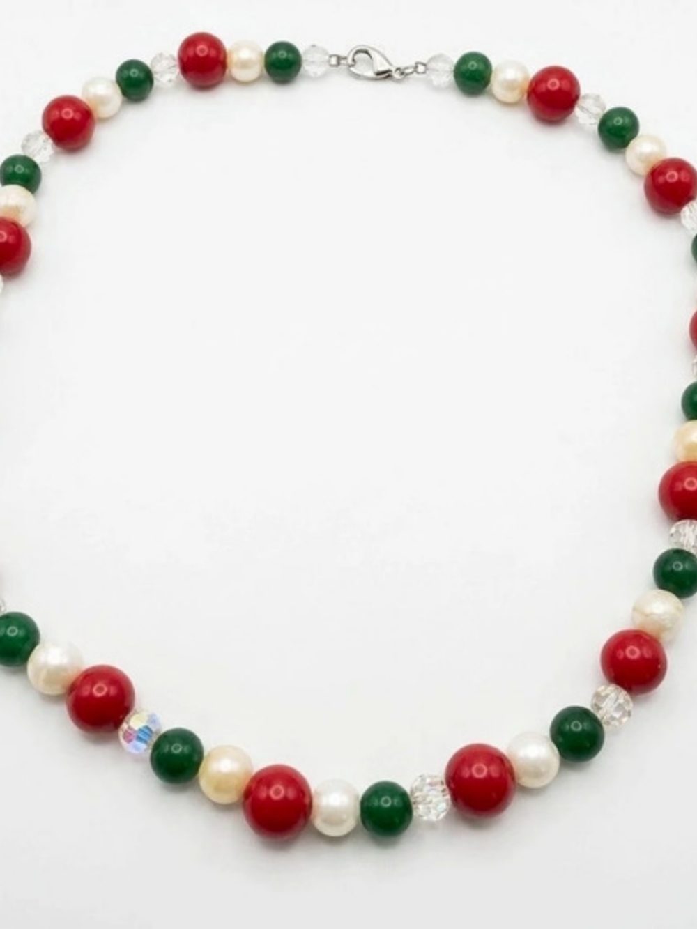 Vintage Jade Mother Of Pearl Coral Bead Necklace Christmas Holiday Single Strand